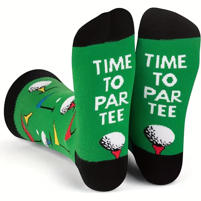 Morsomme golfsokker med tekst under føttene