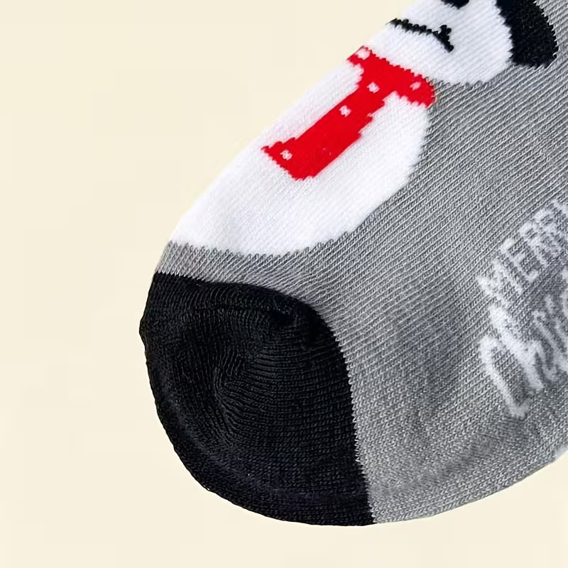 Grå julesokker med snømann og vintermotiv